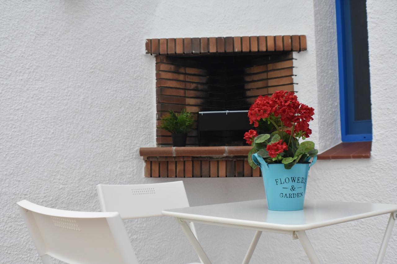 Apartament Virginia Deltebre Bagian luar foto